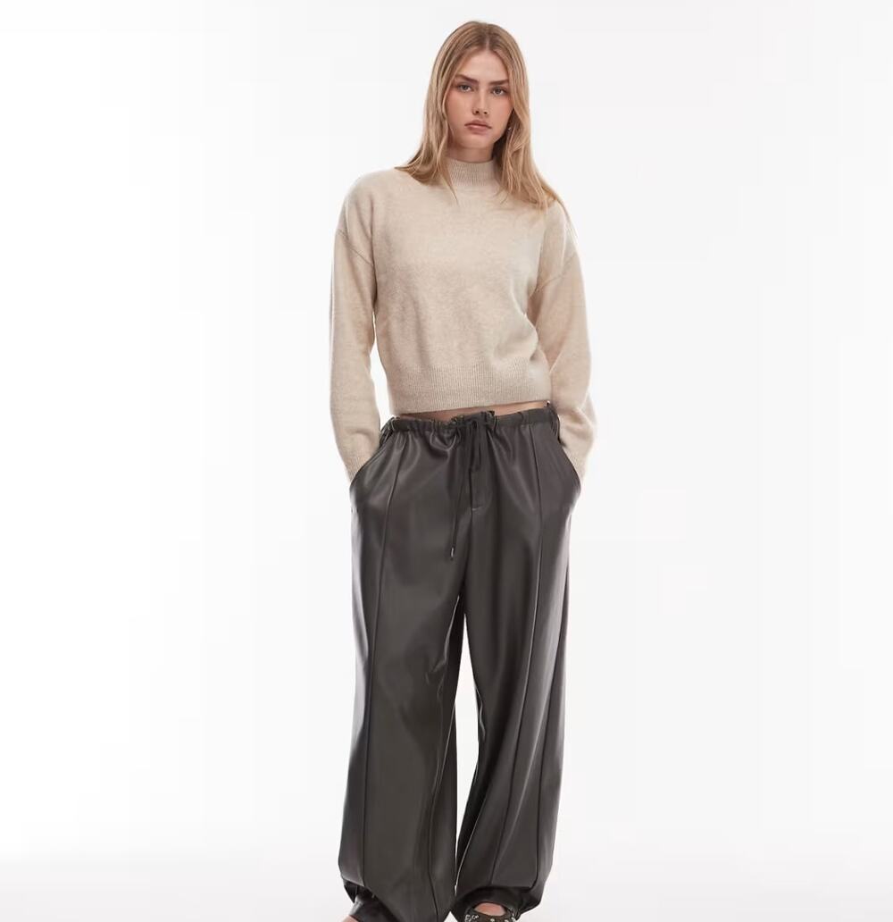 & Other Stories Mock Neck Wool Blend Cropped Fuzzy Sweater Beige Melange L Cozy